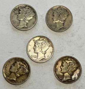 lot 6084 image: Lot of 5 - SILVER - VERY COLLECTIBLE Mercury Dimes - .50 cents
