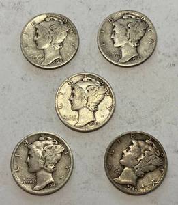 lot 6096 image: Lot of 5 - SILVER - VERY COLLECTIBLE Mercury Dimes - .50 cents