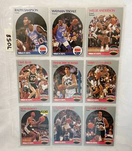 lot 7058 image: Vintage 1990 NBA Hoops Basketball Cards&nbsp&nbsp