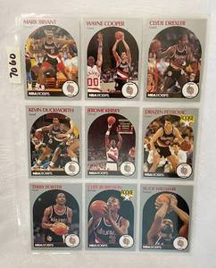 lot 7060 image: Vintage 1990 NBA Hoops Basketball Cards - Cliff Robinson RC - Drexler