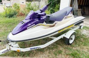 lot 1001 image: SEA-DOO Bombardier GTI Jet Ski with Trailer