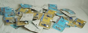 lot 2995 image: Lot of Assorted Sewing Items NOTIONS - Buttons to cover Great, nice lot NEW IN PACKAGES