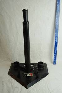 lot 2999 image: 3 Position Rubber Batting Tee - Like NEW Adjustable Height - MLB Endorsed