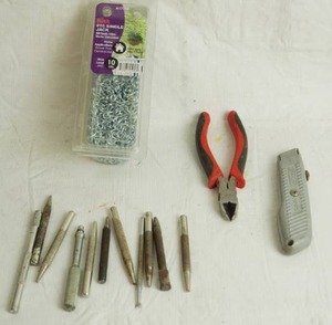 lot 5092 image: Lot of Tools - Punches, Jack Chain NEW in package and snippers