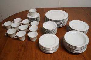 lot 5106 image: Fine China - Crown Empire Dinnerware PRINCESS - Gorgeous Plates, tea service, bowls, salad plates and more See pics