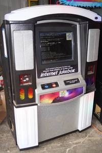 lot 6144 image: AMI Internet JUKEBOX - With Key