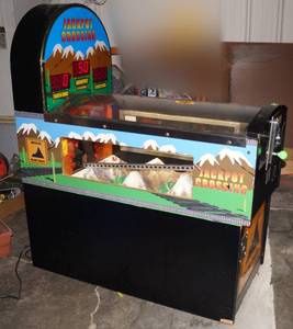 lot 6148 image: Jackpot Crossing - Childrens Arcade Redemption Arcade Machine Game