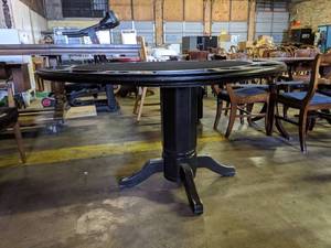 lot 4194 image: Reversible Game Table