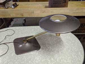 lot 4235 image: Antique Retro Lamp