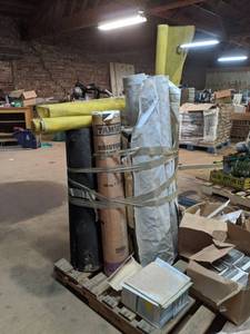 lot 4333 image: Pallet Of Roofing Material And Grout