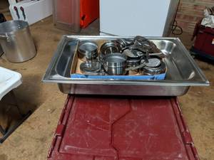 lot 4434 image: Chaffing Dish Without Stand And Holders And Assorted Sterno Holders