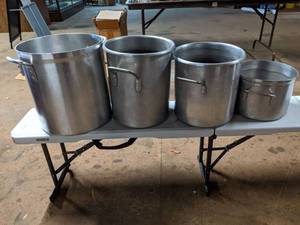 lot 4442 image: Assorted Sizes Stock Pots