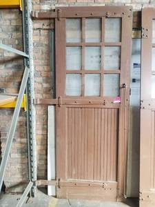 lot 4142 image: Antique Garage Door