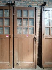 lot 4146 image: Antique Wood Garage Door