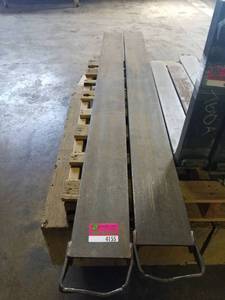 lot 4155 image: 6ft Pair Of Forklift Extenders
