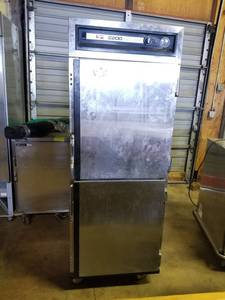 lot 4179 image: Metro C200 Hot Box