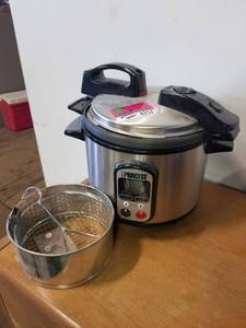 lot 4257 image: Princess Pressure Cooker