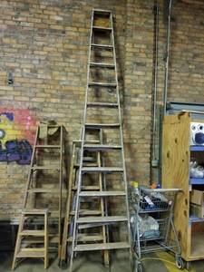 lot 4287 image: (2) Wood Ladders, 1 Metal Ladder
