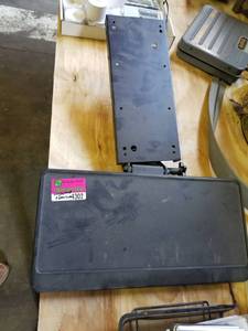 lot 4302 image: Keyboard Extension