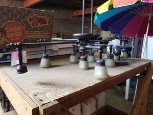 lot 4315 image: (2) Light Fixtures