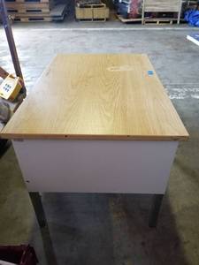 lot 4319 image: Office Desk