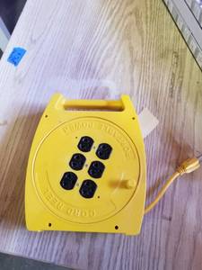 lot 4323 image: Portable Power Extension Cord