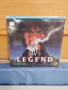 lot 1184 image: Legend  Laser Disc Movie- Tom Cruise