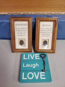 lot 1194 image: Hang-able Wall Decor-  Mother  and Grandmother- Live Laugh Love