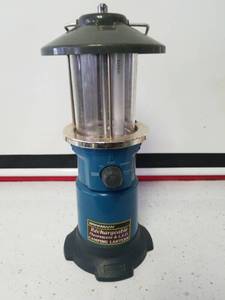 lot 1207 image: Brinkmann rechargeable camping lantern