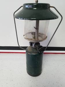 lot 1208 image: Coleman lantern