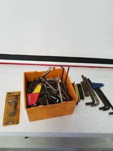 lot 1255 image: Allen head wrenches