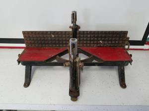 lot 1281 image: miter saw box