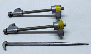 lot 603 image: Vintage 16 in. Craftsman 12 Drive Socket Stud Remover # 42882 and Bonus