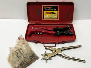 lot 614 image: Buffalo Hand Riveter & Vintage New York General Hardware No.72 Leather Punch Tool Made in England