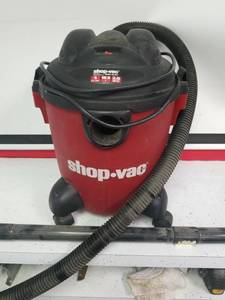 lot 1312 image: shop vac 5 gallon