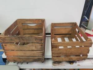 lot 1316 image: vintage wooden crates