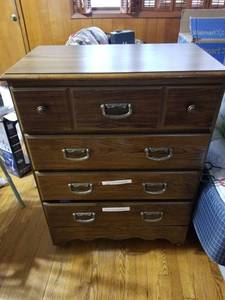 lot 3328 image: Chest of Drawers&nbsp