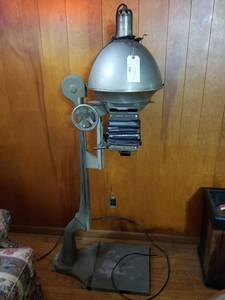 lot 3333 image: Vintage Photo Enlarger with stand
