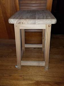 lot 3338 image: Small Wooden Unstained Stool.