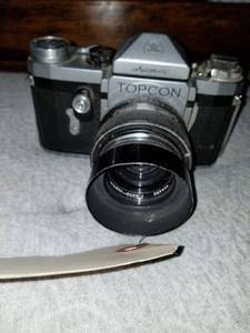 lot 3350 image: TOPCON. SLR.Automatic Camera