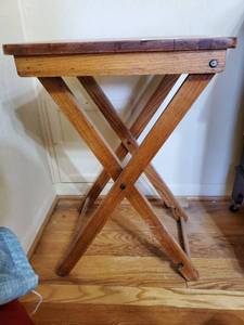 lot 3372 image: Collapsable Side Table