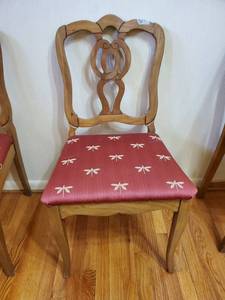 lot 3375 image: Dragonfly Fabric Accent Chair