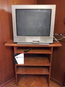 lot 3391 image: 3 Tier Pressed Wood Cabinet withSony TV