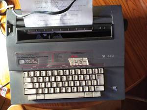 lot 3430 image: Smith Corona SL460