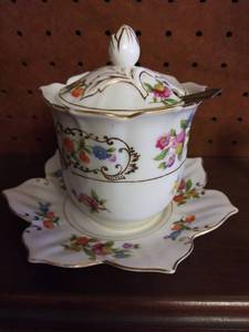 lot 3447 image: Noritake Dresdena sugar Bowl Sterling Spoon