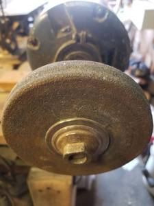 lot 3479 image: GE Electric bench grinder