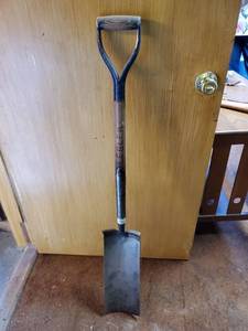 lot 6225 image: Spade Shovel (Sharpshooter)