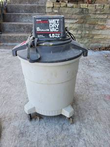 lot 6229 image: Craftsman Vet Vac 8 Gallon without Hose