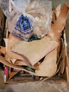 lot 6252 image: Lot of Leather Scraps