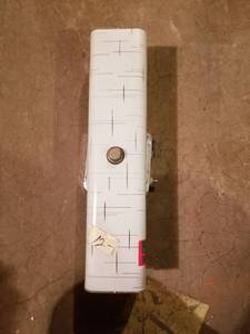 lot 6269 image: Bathroom Light fixture